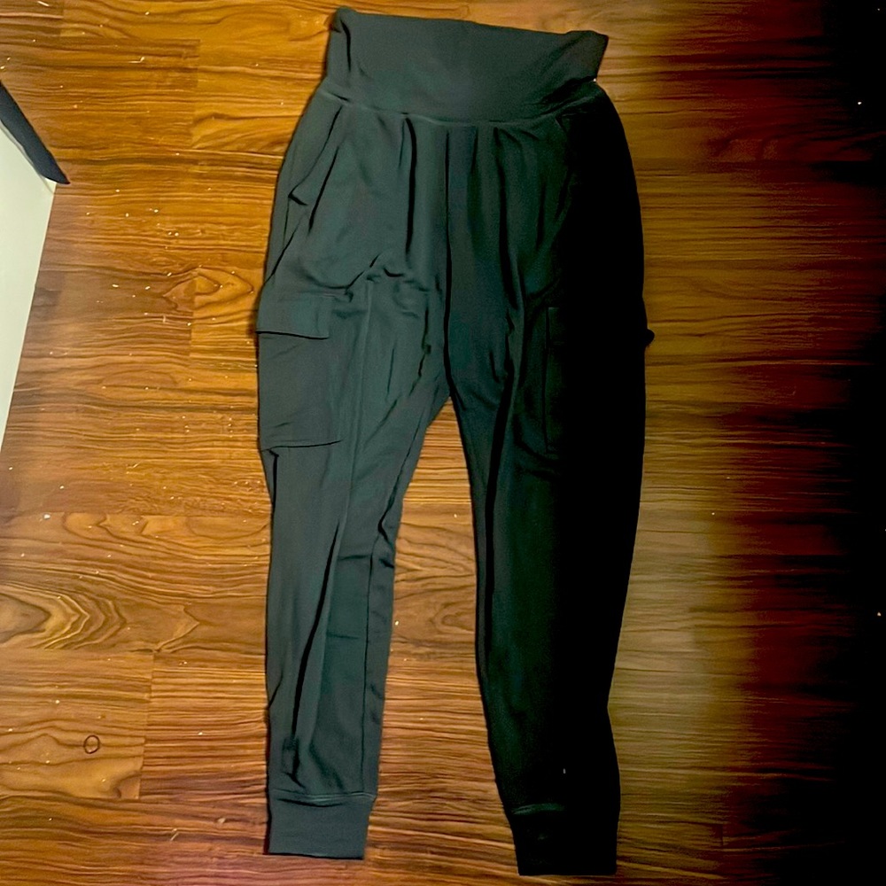 Grey leggings